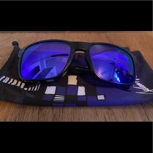 Oakley Holbrook sunglasses